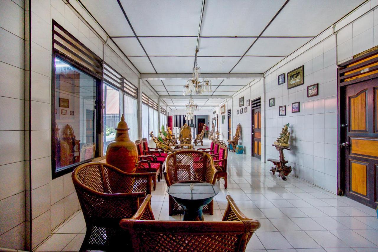 Oyo 2960 Wisma Bara Pagar Alam Pagaralam Exteriör bild